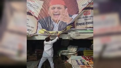 Baghpat: Offensive Posters Against Akhilesh Yadav Trigger Political Row on Highway