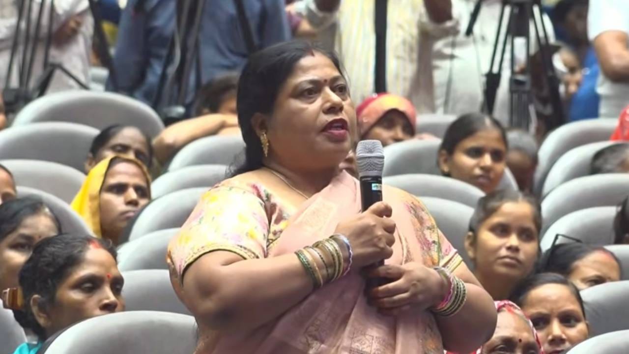 Free bus service for women: Gratitude expressed to CM Yogi; "No longer need to depend on anyone," they say.