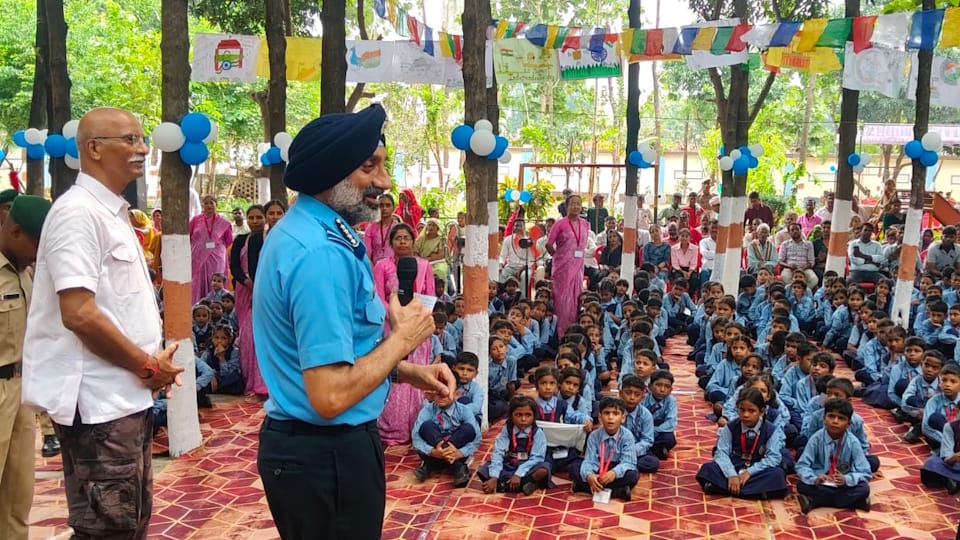 Air Force Chief AP Singh Message to Students Honest Work in Any Profession Is Also Nation Service