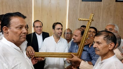 बागपत पहुंचे जयंत चौधरी।