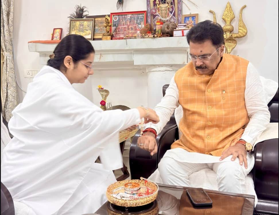 Raksha bandhan Rekha Gupta diya kumari leaders celebrate festival