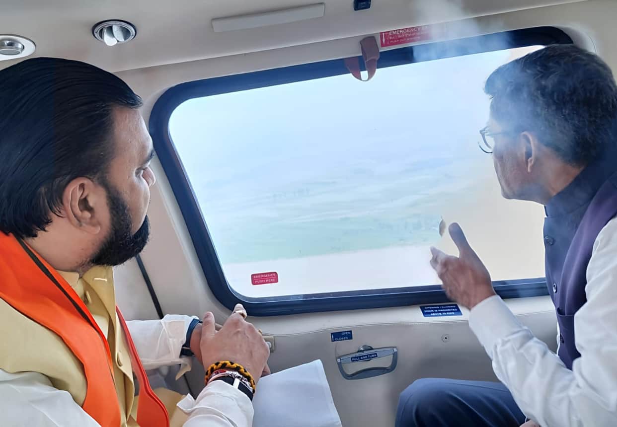 bihar-flood-cm-samrat-chaudhary-gandak-aerial-survey-valmikinagar-barrage
