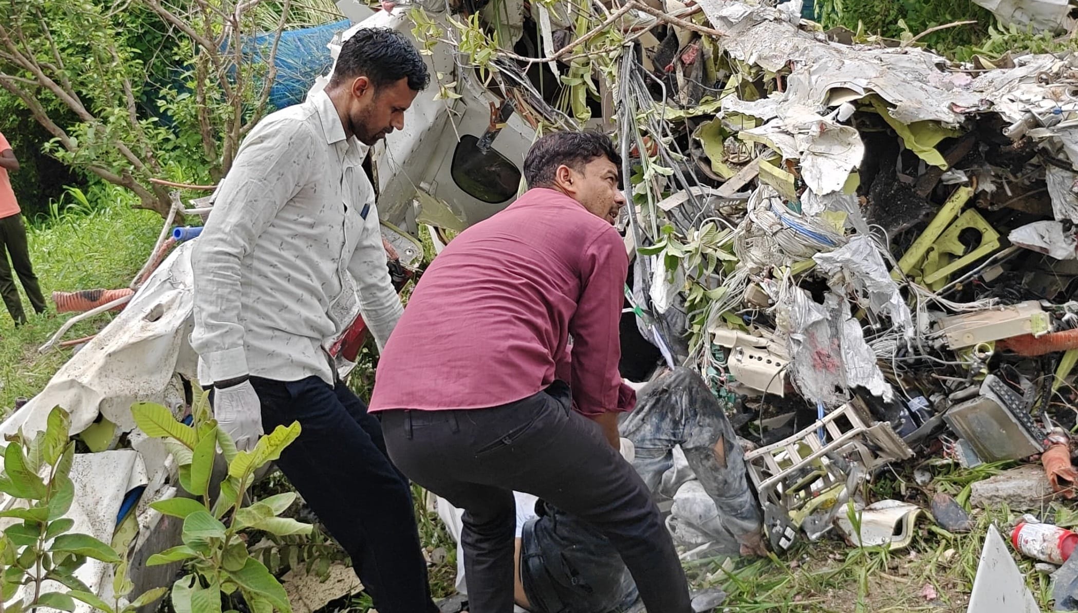 Kanpur Plane Crash Fuel supply cut off or air flame system failure Experts speculate parachutes not provided