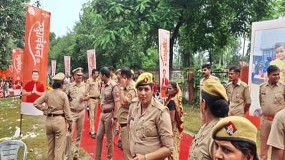 Chaos erupted at the Mayor Umesh Gautam Raksha Bandhan event many women and children fainting