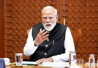 PM modi to amit shah and Ravi Kishan congratulate Pawan Kalyan on his Birthday