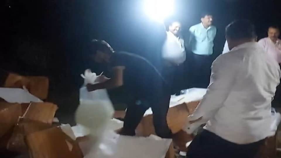 15 quintals of spoiled cheese destroyed in Tappal, Aligarh