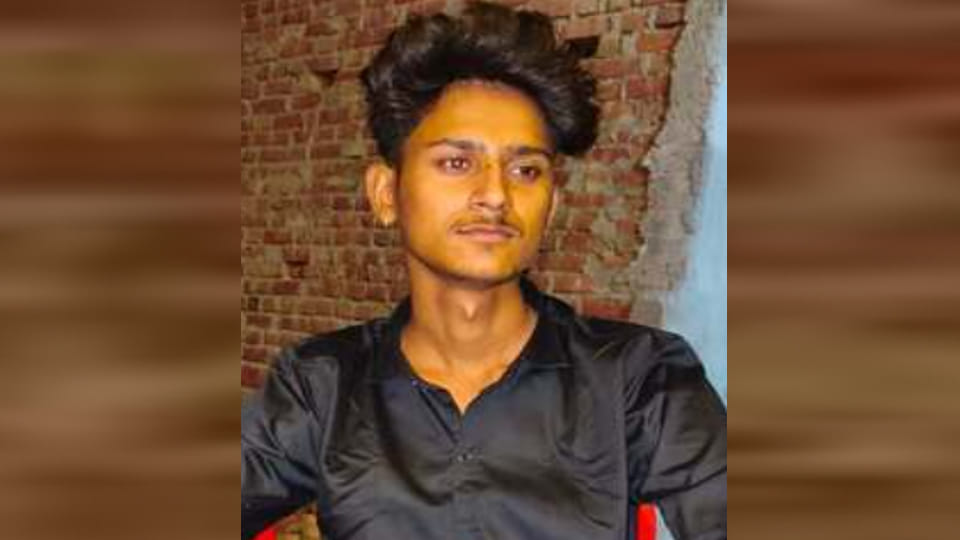 शिवम की फाइल फोटो
