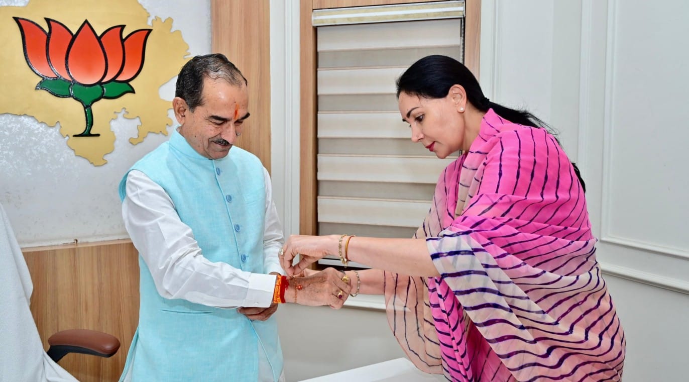 Raksha bandhan Rekha Gupta diya kumari leaders celebrate festival