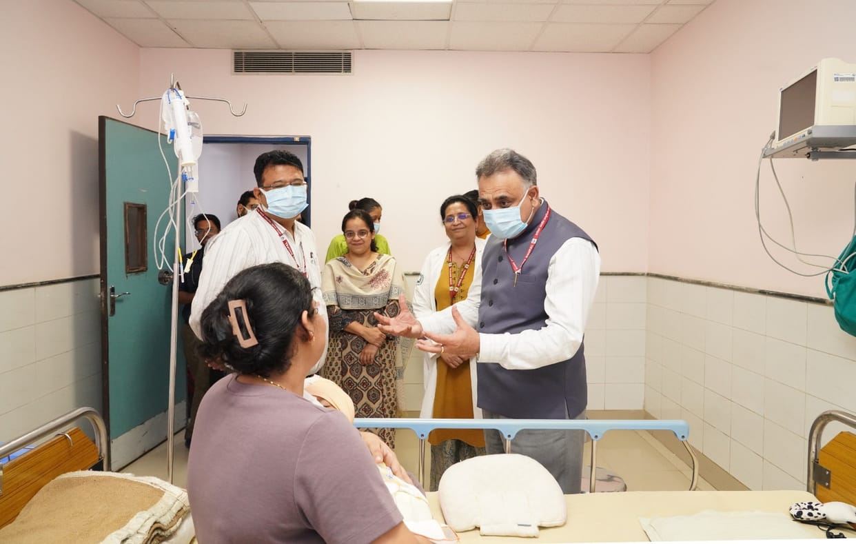 AIIMS Bhopal: Simultaneous cochlear implants in both ears of a 9-month-old infant; youngest case in Central In