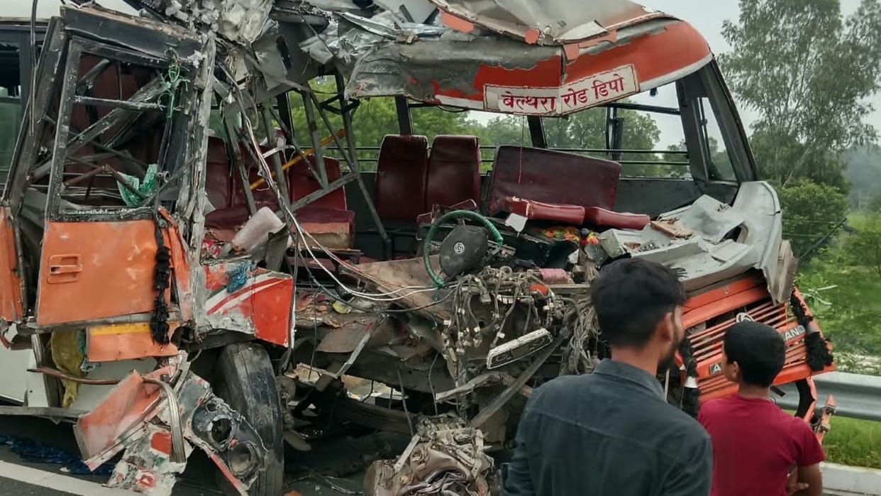 Azamgarh Horrific collision between roadways bus and pickup truck driver killed two passengers critical