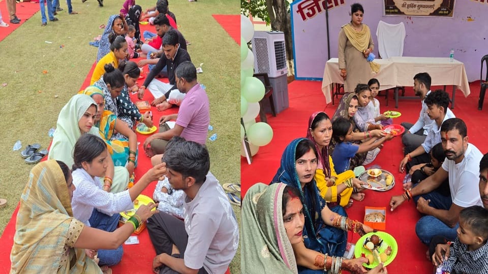 Crowd of sisters thronged Firozabad District Jail to tie Rakhis
