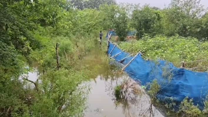 कटरी के बाहरी हिस्सों में घुसा पानी