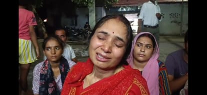 Fatehpur: Family Protests at Kotwali Demanding FIR in Class 12 Student Tejas’s Death Case