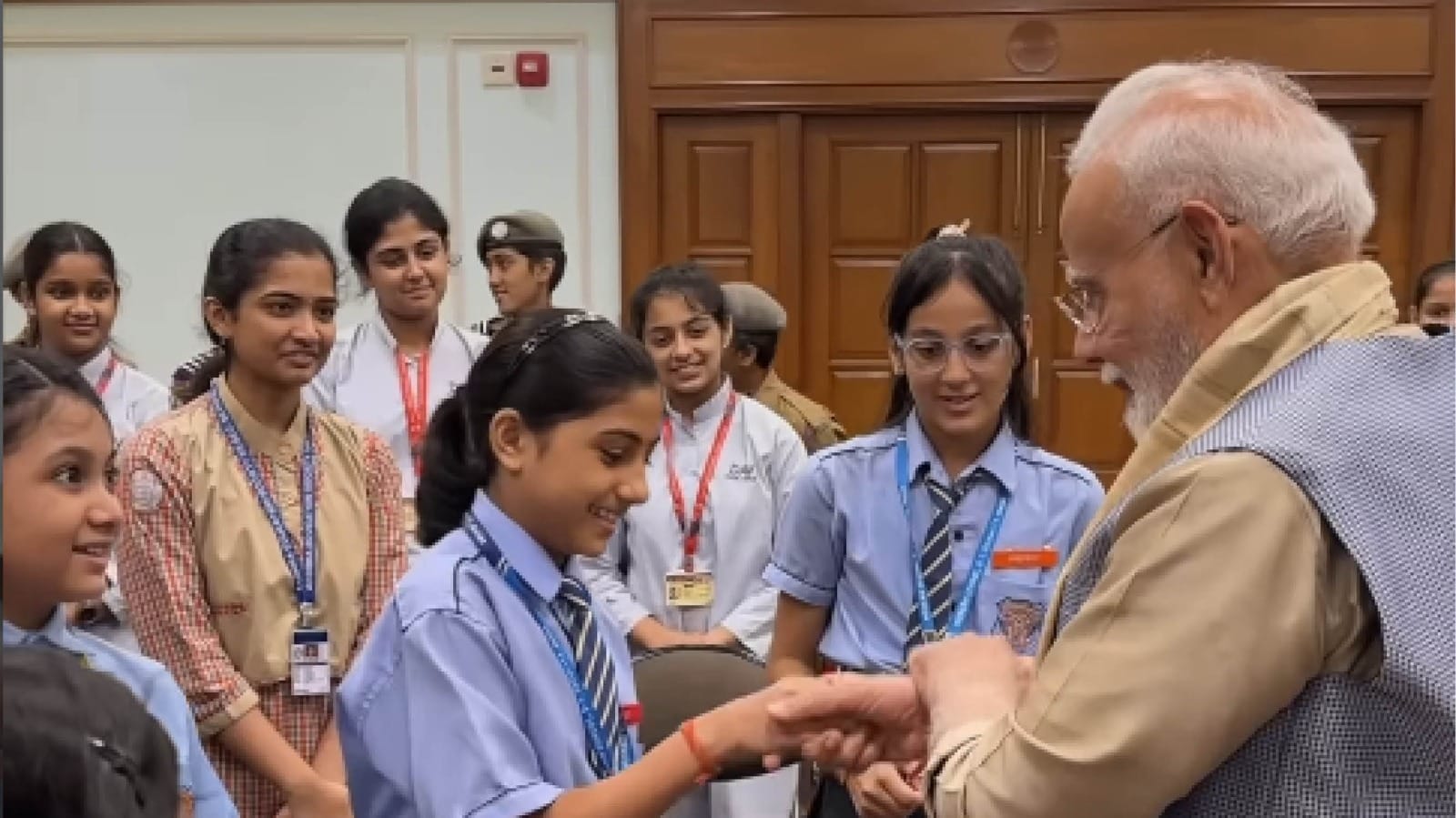 bond love trust remain unbreakable PM Modi extend greetings nation Raksha Bandhan Home Minister shares message
