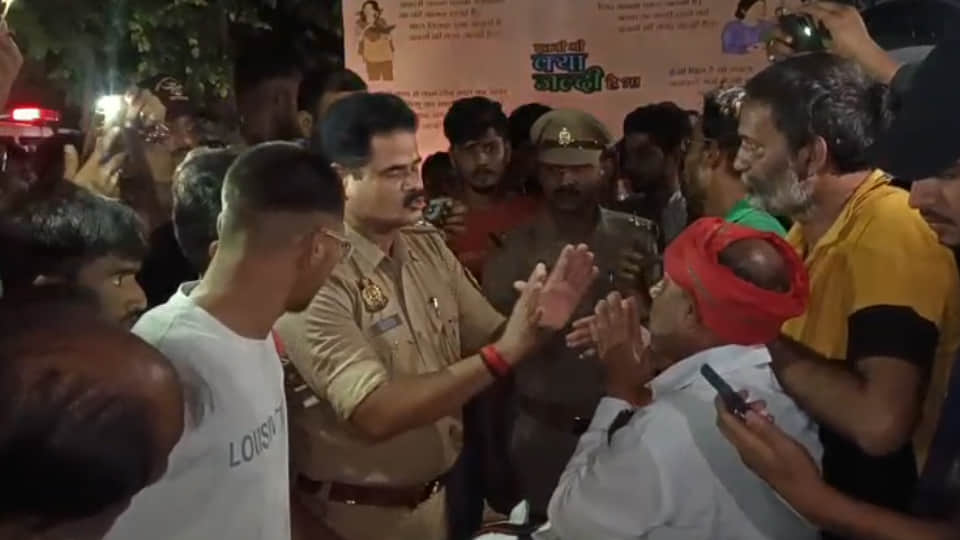Unnao: Contractual lineman dies of electrocution at factory
