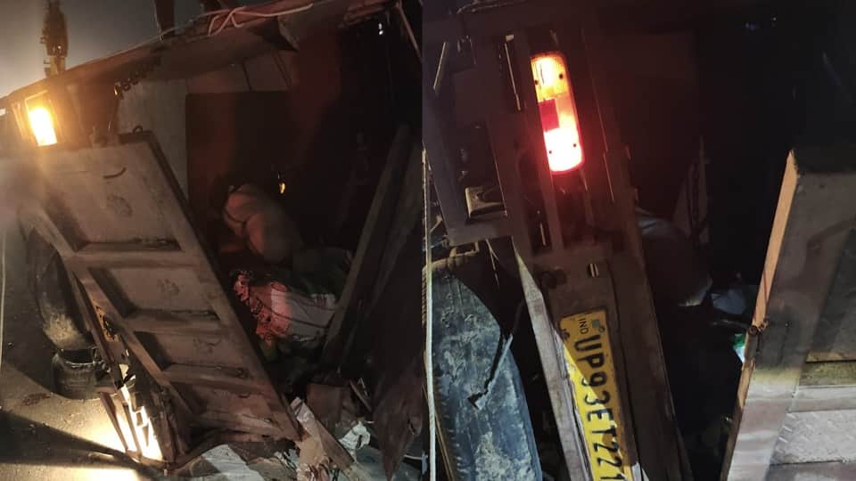 22 Passengers Injured as Truck Hits Pickup on Southern Bypass in Agra UP