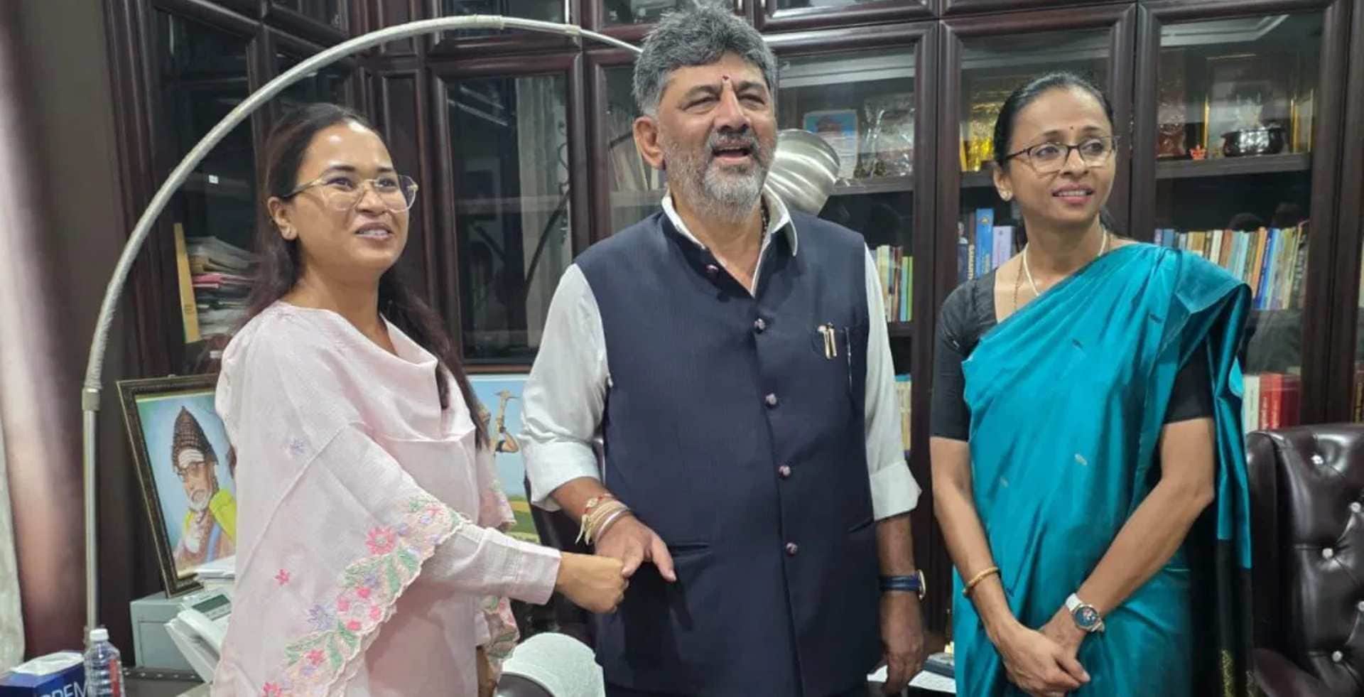 शिल्पी नेहा तिर्की ने कर्नाटक CM डीके शिवकुमार को बांधी राखी