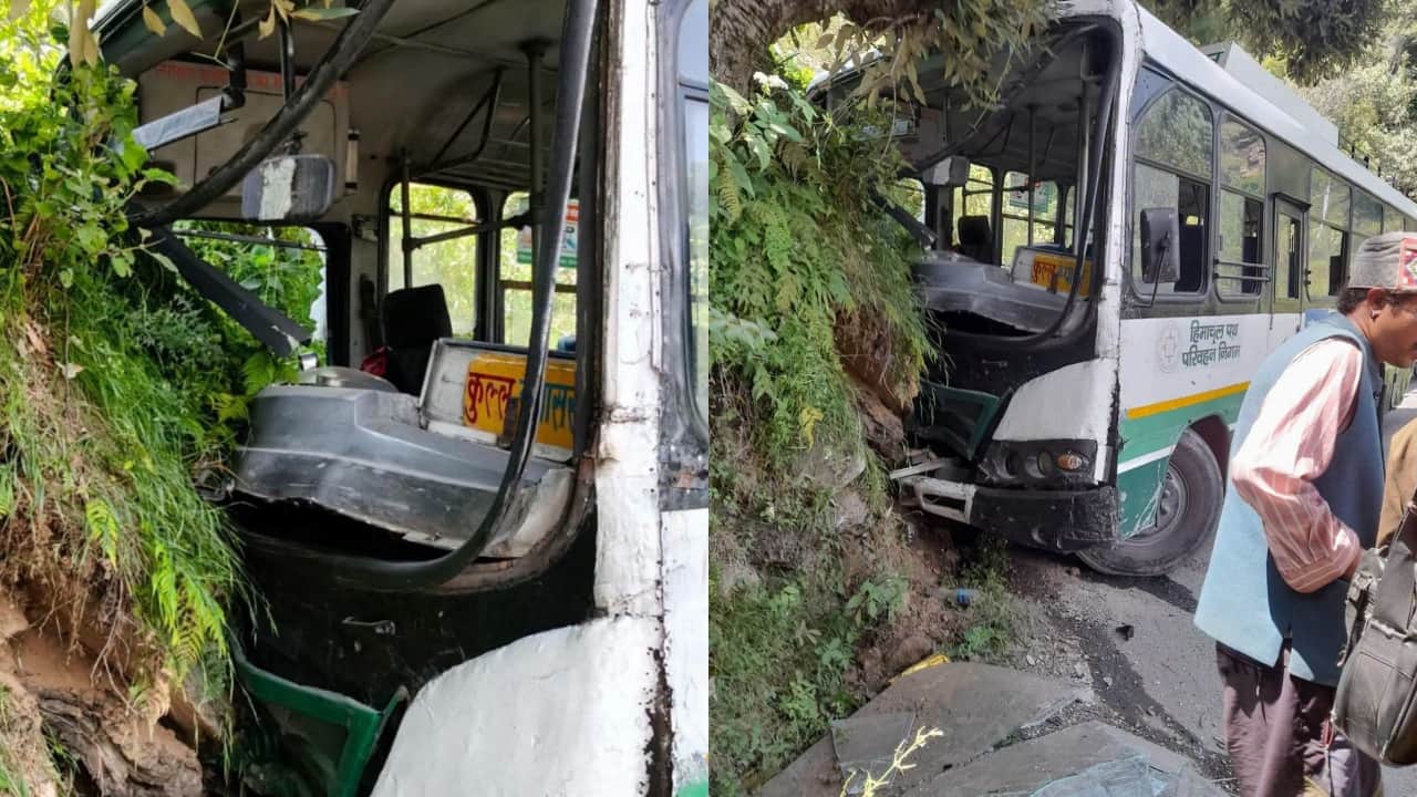 दुर्घटनाग्रस्त एचआरटीसी की बस।