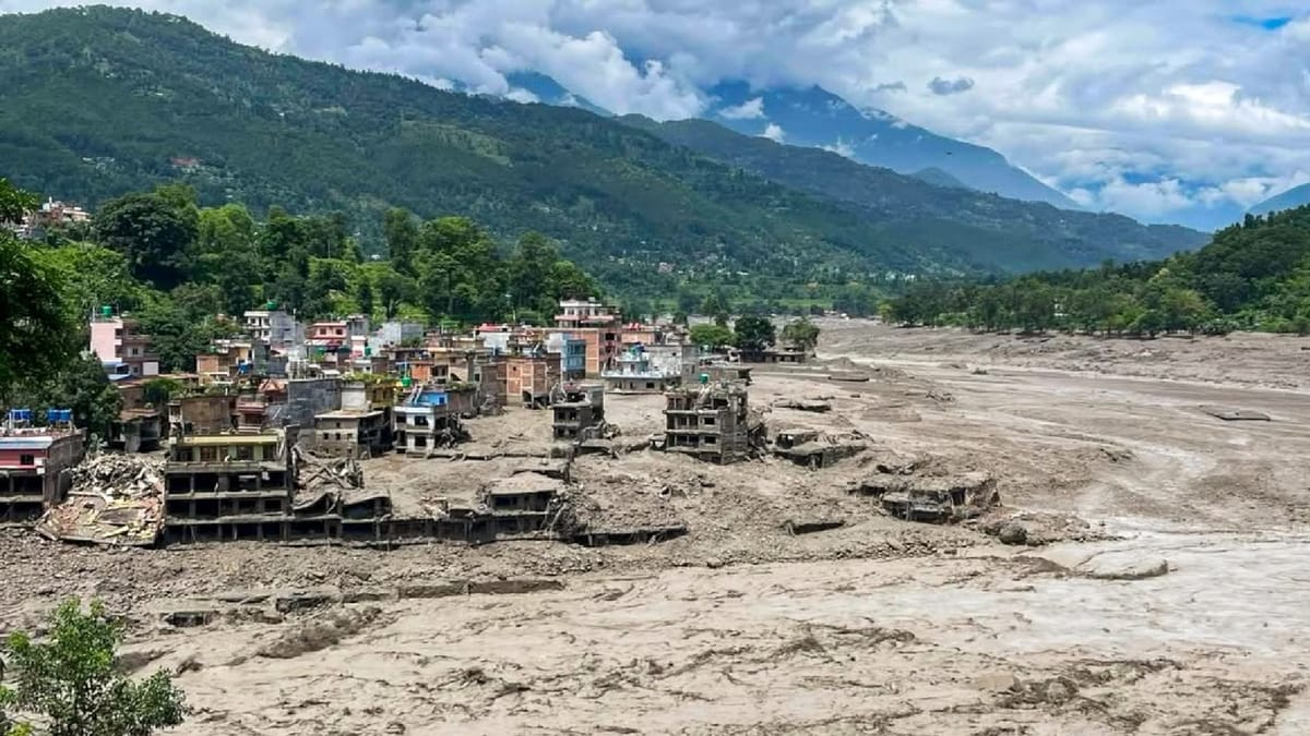 राखी बांधने घर लौटने वाली थीं दोनों बेटियां: नेपाल की तबाही में छत्तीसगढ़ की दो बेटियां लापता, परिजन बोले...