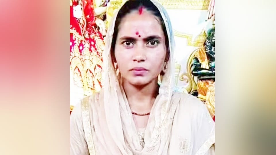 Woman stabbed to death in kurali by son girlfriend brother