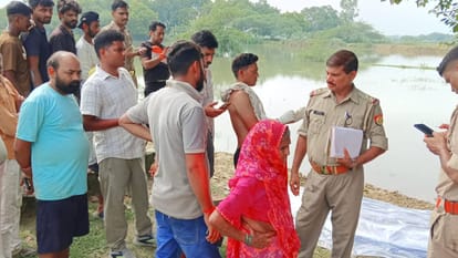 पुलिस जांच में जुटी।