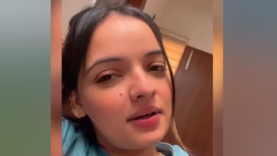 Punjabi Influencer Murder Manjeet was pregnant tied to tree and set on fire died two months later
