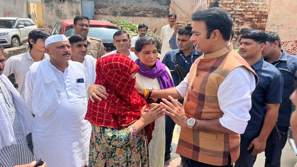 Shamli: Sangeet Som met Ankit Baliyan's family; said the CM is personally monitoring the situation