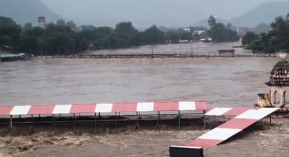 चित्रकूट मंदाकिनी नदी