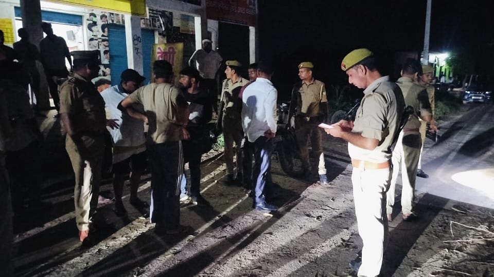 Truck fired upon in Mainpuri; one person killed and driver injured