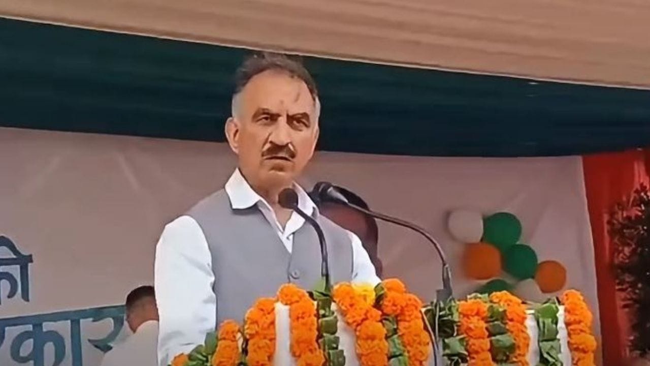 मुख्यमंत्री ठाकुर सुखविंद्र सिंह सुक्खू संबोधित करते हुए।