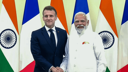 पीएम मोदी के ताबड़तोड़ विदेश दौरे की चर्चा