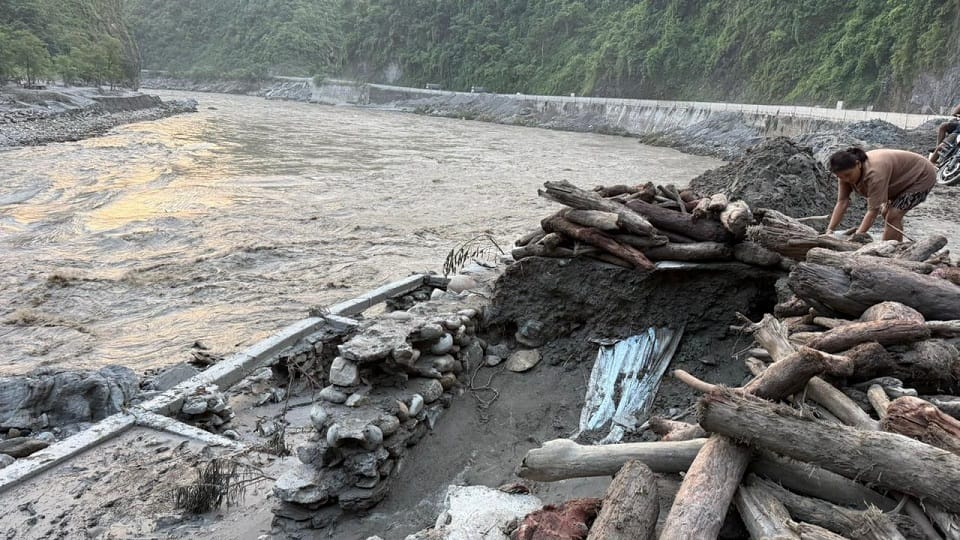भोटेकोशी नदी में उफान, रसुवा‑नुवाकोट‑धादिंग में हाई अलर्ट