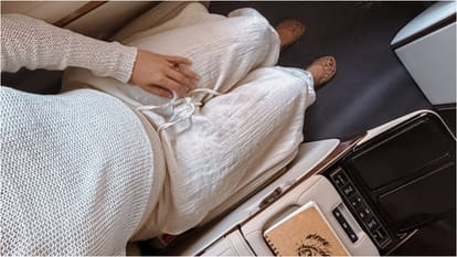 Samantha ruth prabhu shares her Photos flaunting Baby Bump during Pregnancy