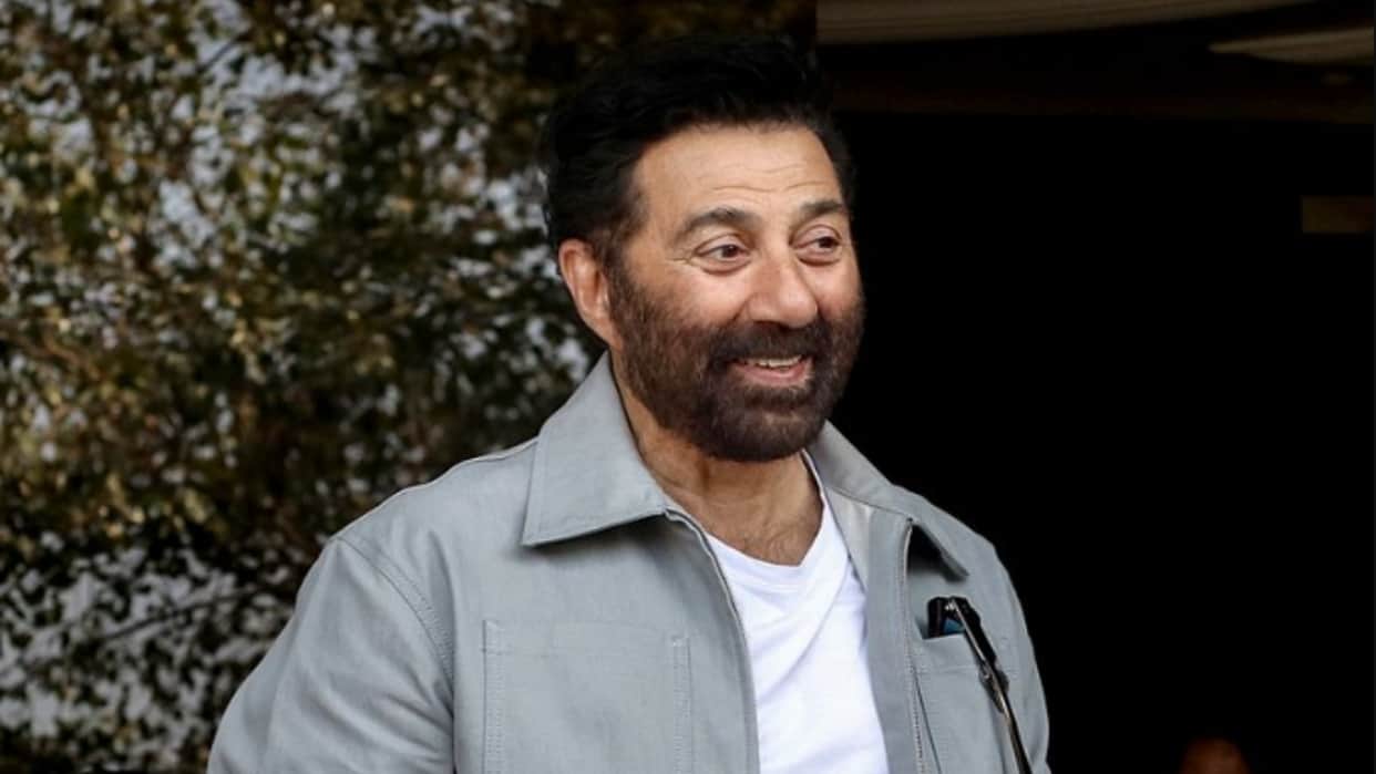 Sunny Deol release motion poster of his upcoming film Suryaa Crime Thriller will release on November 20