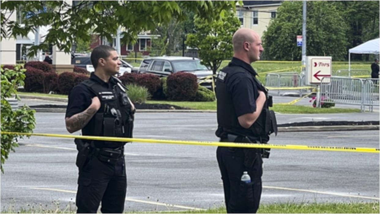 US shooting in south karolina park policeman died another injured