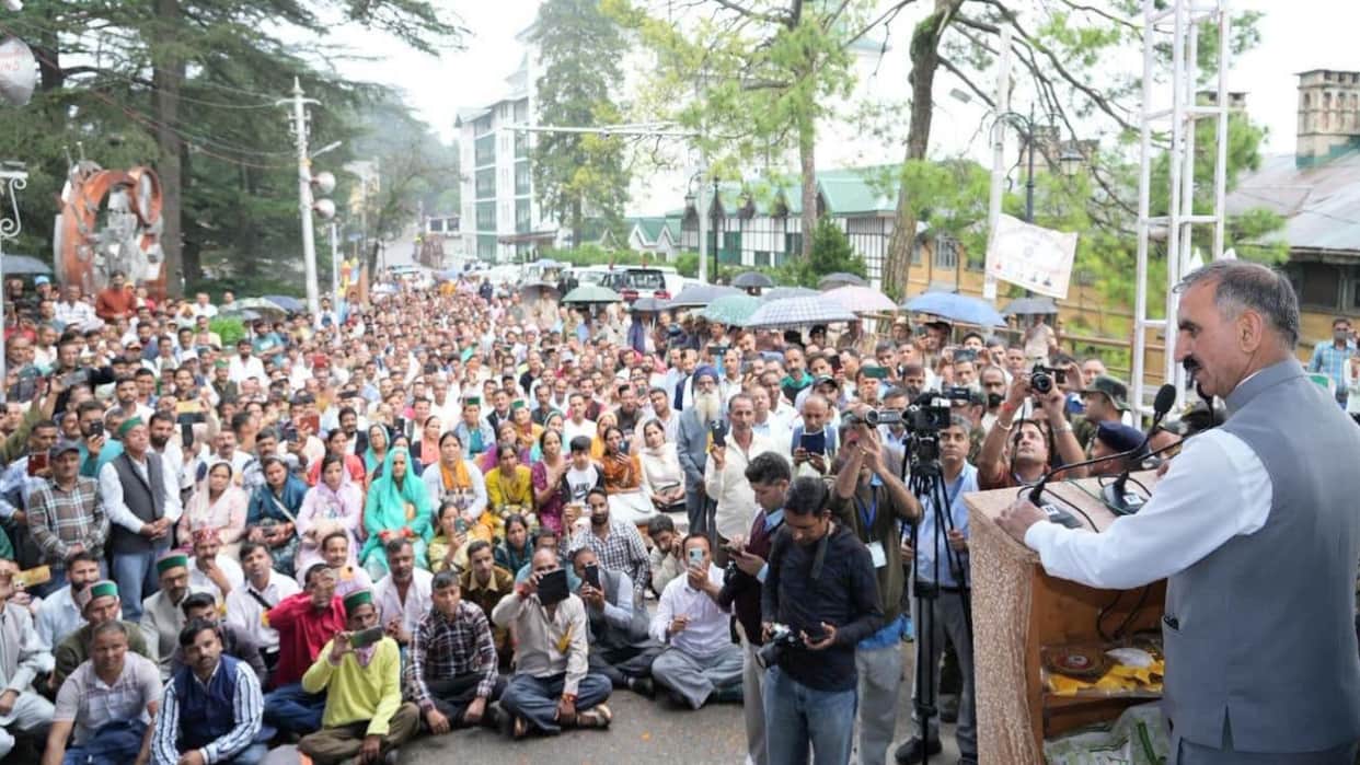 CM sukhvinder Sukhu announces regularization of Panchayat Chowkidars who have completed the required service t