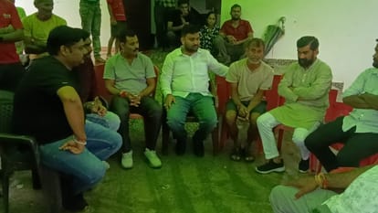 Social Worker Akhilesh Singh Rathore Visits Yashi’s Family, Offers Financial Support