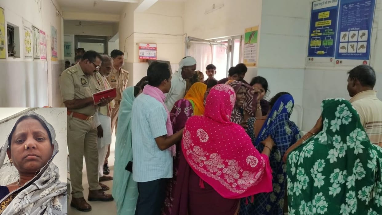 Bhadohi Woman dies  returning home from maternal with brother bike skidded trying save dog man injured
