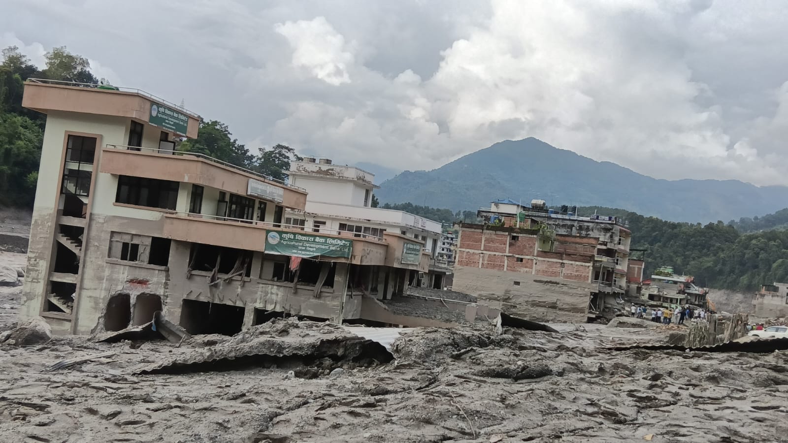 nepal-tibet-flood-may-averted-glacier-melt-climate-change-himalayan-disaster
