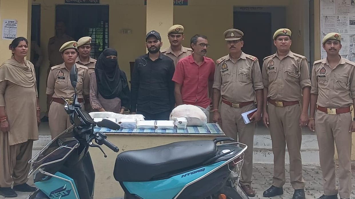 Jhansi: Three accused, including a woman, arrested for theft; police bust inter-district theft gang.