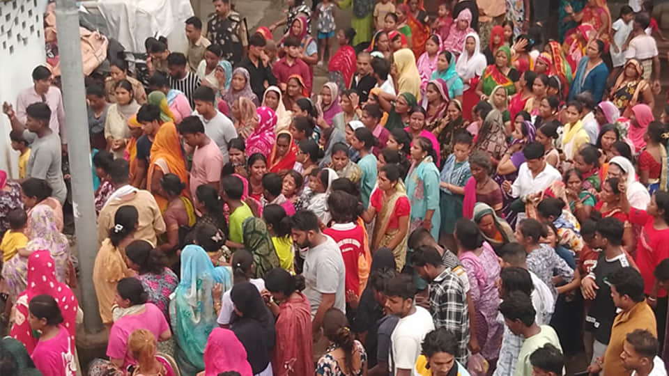 परिजनों ने किया हंगामा