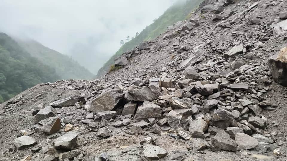 The road on Adi Kailash Marg was closed due to debris and boulders