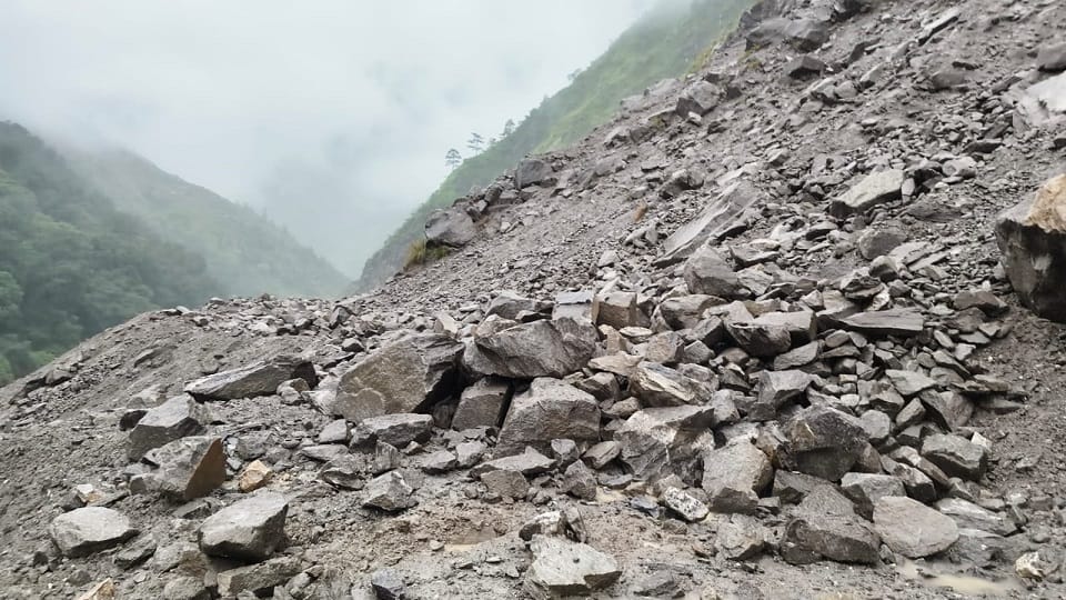 The road on Adi Kailash Marg was closed due to debris and boulders
