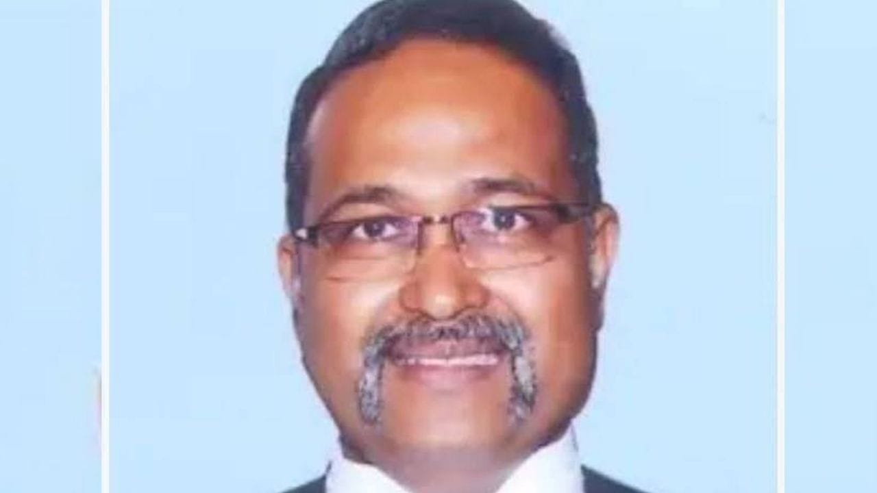 अल्पेश यशवंत कोगजे