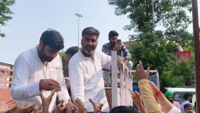 Meerut: Rakesh Tikait Targets BJP at Maha Panchayat, Comments on Jayant Chaudhary and Central Market