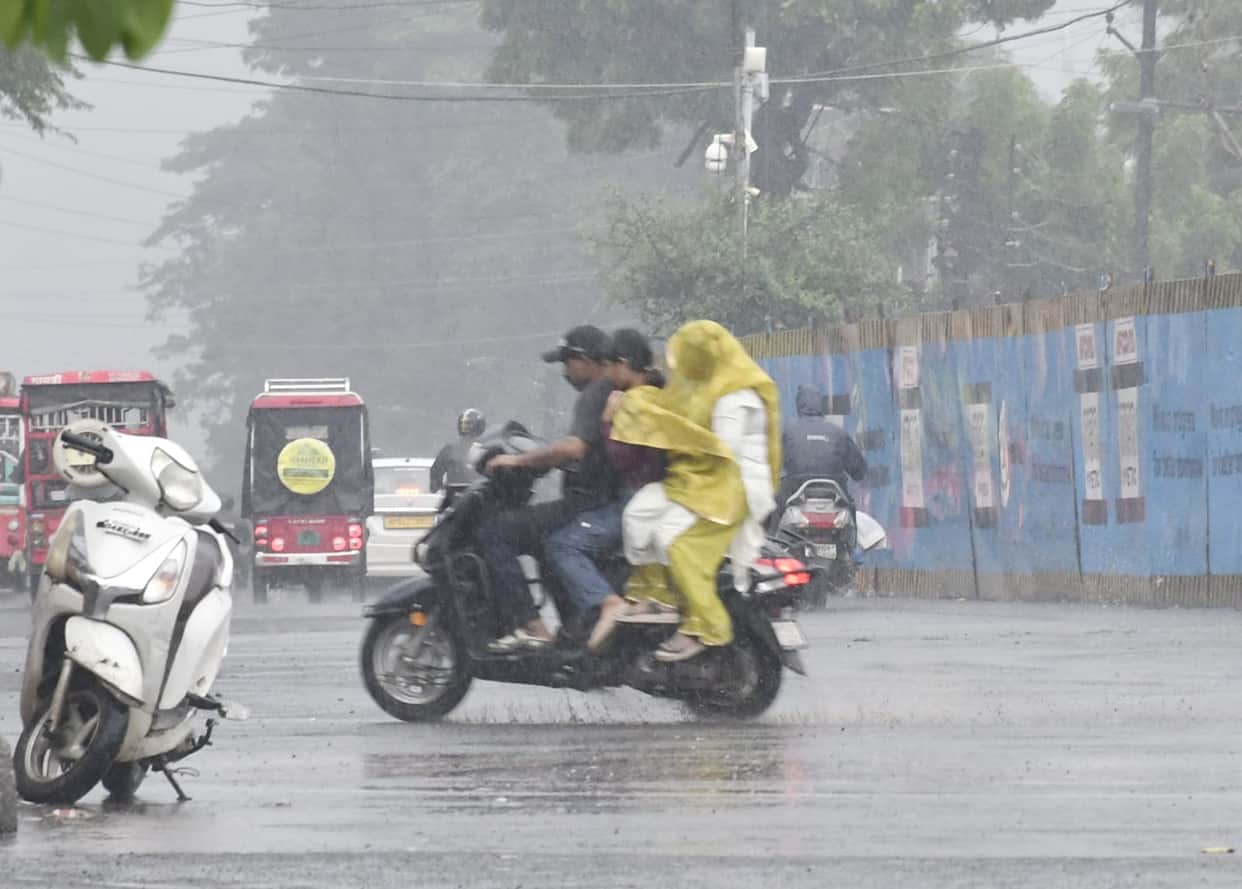 Four days of heavy rain in MP: Alert for heavy rainfall in 17 districts today; 9.6 inches needed in September.