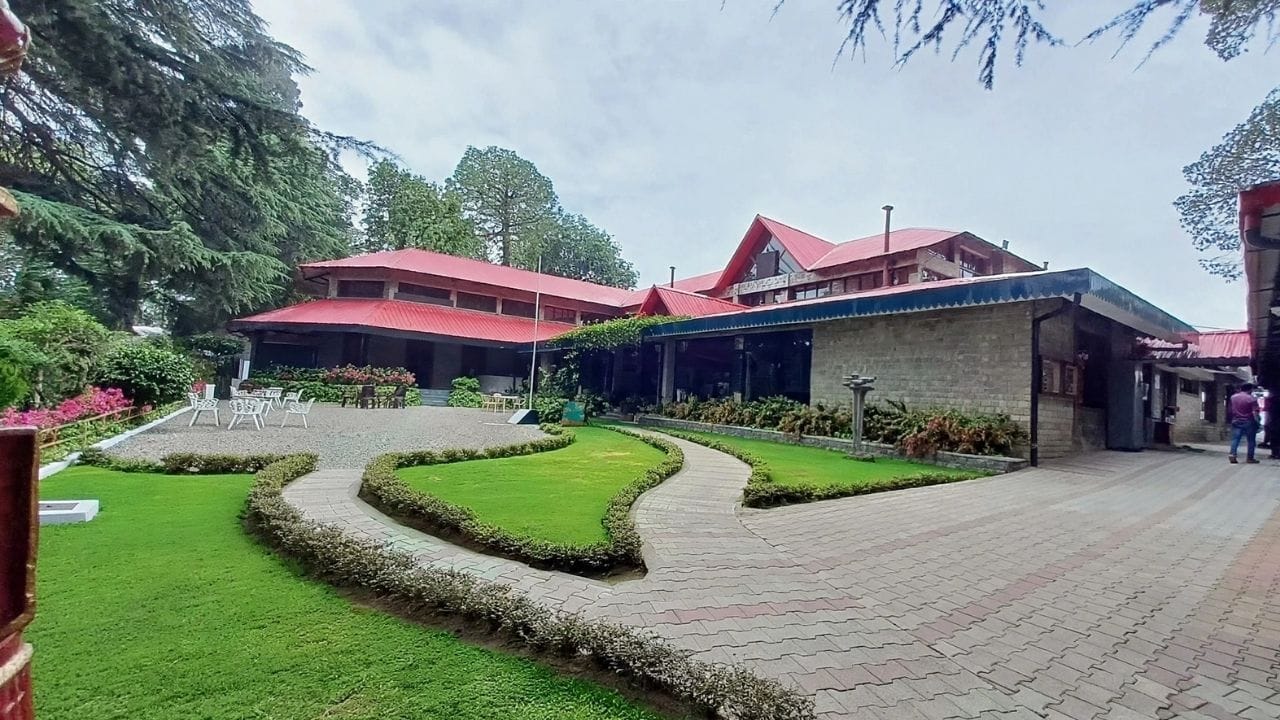 कसौली क्लब में 15वें खुशवंत सिंह लिटरेचर फेस्ट (लिट फेस्ट) का आयोजन