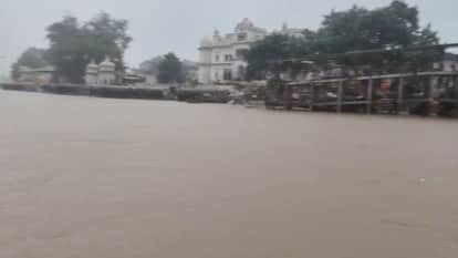 chitrakoot mandakini river water level rises flood alert madhyah pradesh news