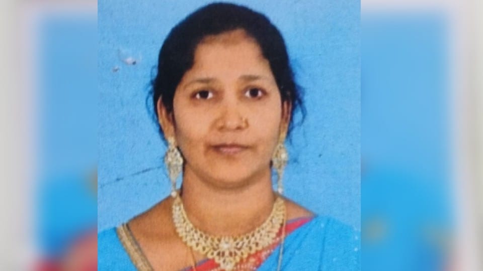 husband and wife murdered young woman amidst love triangle packed her body parts into bag and placed it train