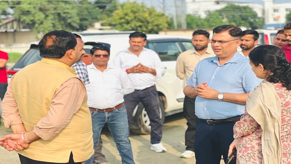 Nitesh Jha inspected development projects in Rudrapur